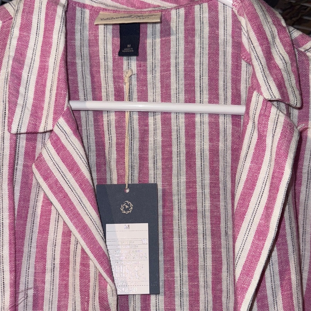 Women's Cropped linen shirt by Universal Thread - Picture 2 of 5